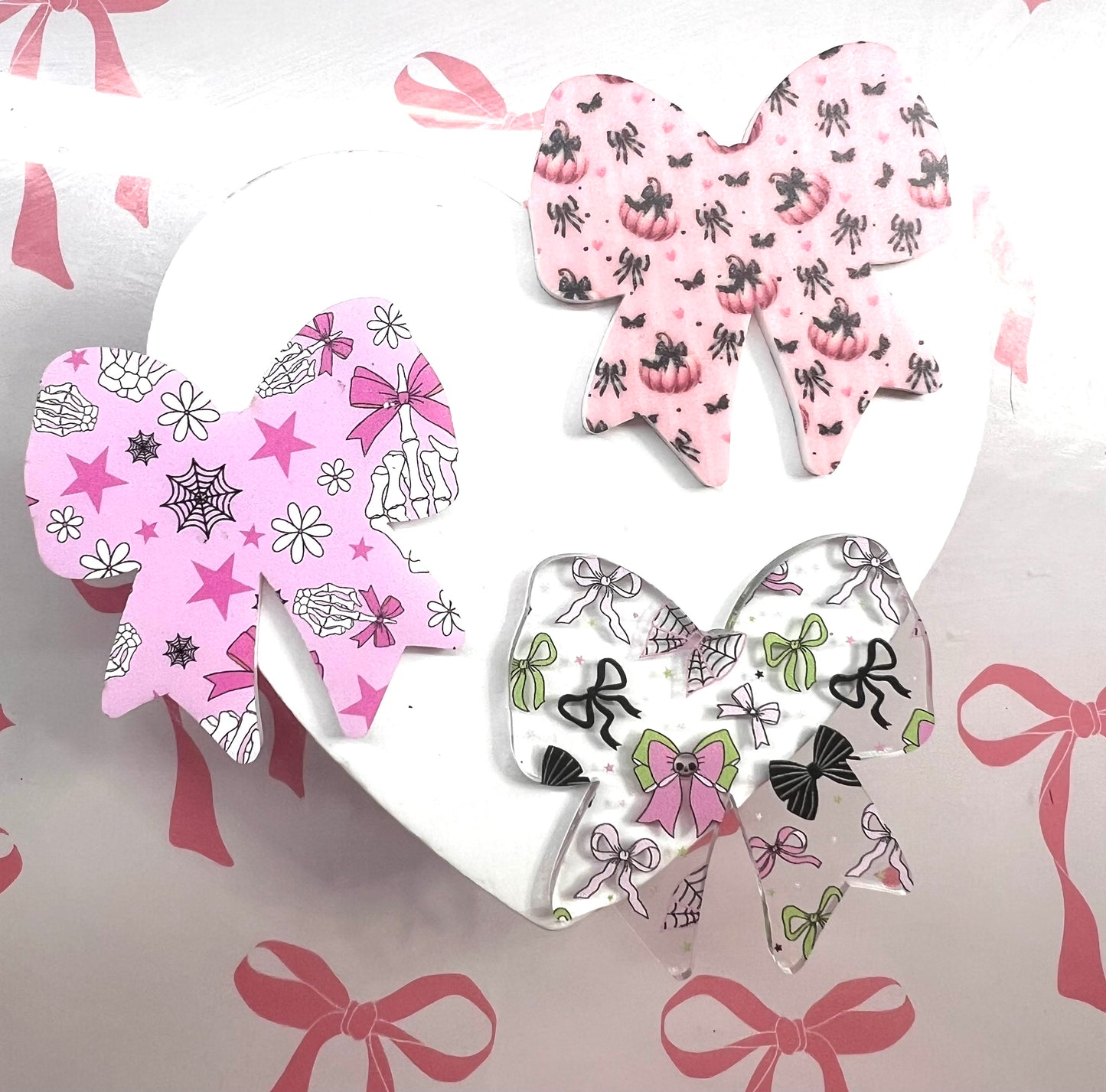 .Attachment Acrylic Badge Reel Print Bow Halloween