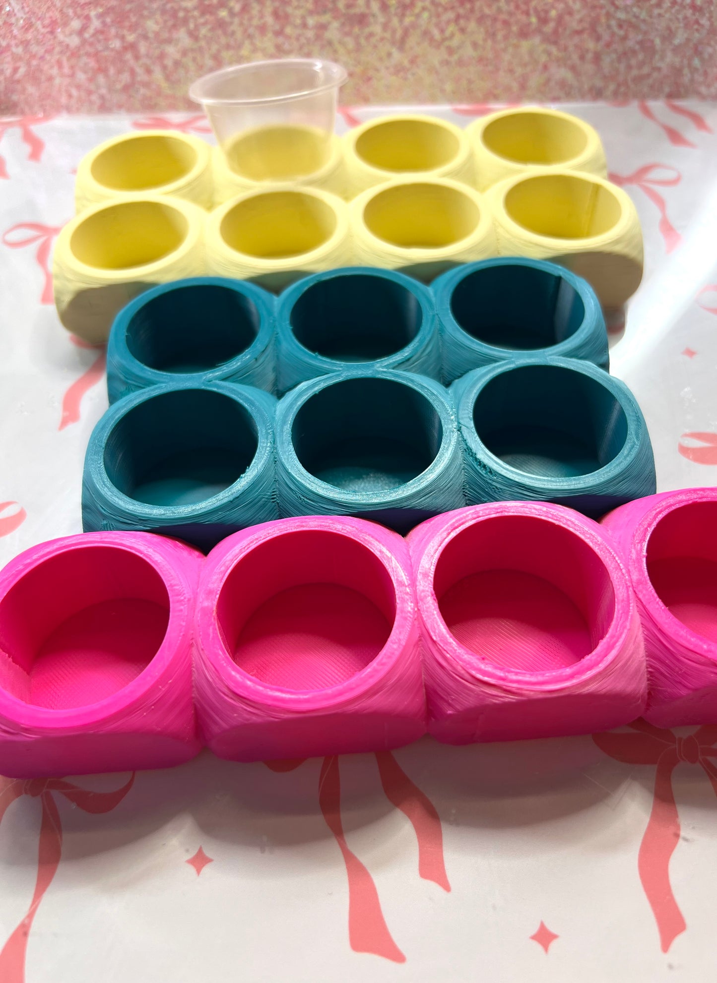 3D Printed (8) Cup Resin Holder