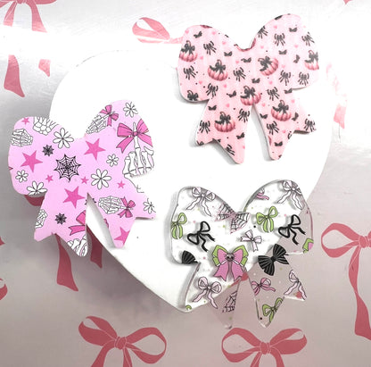 .Attachment Acrylic Badge Reel Print Bow Halloween